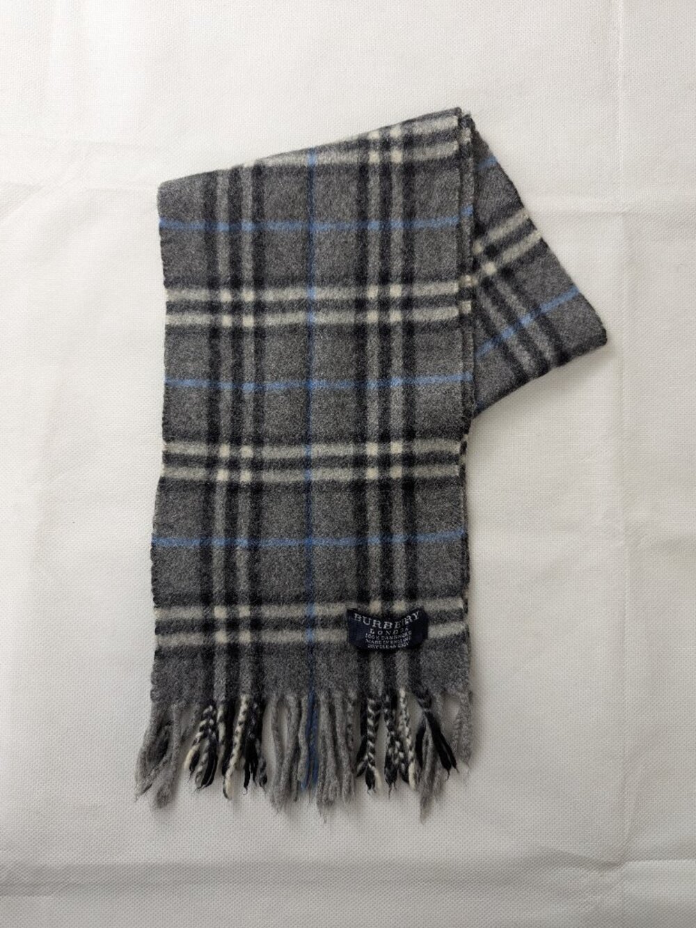 Designer Burberry Gray 100% Cashmere Check Scarf Unisex